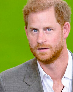 Срок годности принца Гарри и шантаж Меган Маркл: 5 главных заявлений из книги Валентина Лоу, посвящённой герцогам Сассекским