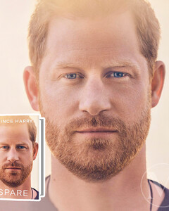 «Запасной»: принц Гарри выбрал название и дату выхода для своих мемуаров