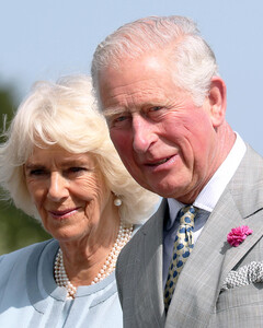 Принц Филипп умер в годовщину свадьбы принца Чарльза и Камиллы Паркер-Боулз