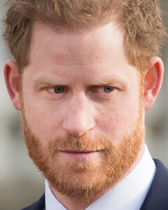 «Я не чувствую себя в безопасности»: принц Гарри заявил, что боится возвращаться в Британию