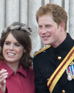 Восстание королевских аутсайдеров: принц Гарри и принцесса Евгения объединились против короны?