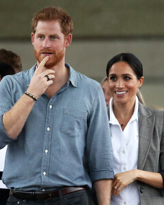 Принц Гарри и Меган Маркл не планировали отказываться от королевских обязанностей и искали компромисс