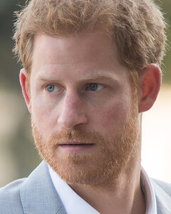 Принца Гарри обвинили в оторванности от жизни простых людей