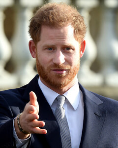 Принц Гарри пошёл по стопам Меган Маркл: он вмешивается в политику Великобритании