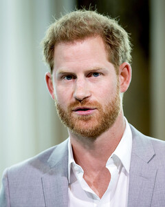 Принц Гарри впервые в жизни устроился на работу