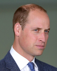 Принц Уильям: «Гарри поставил славу выше семьи»