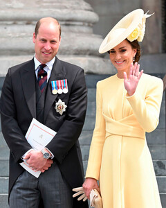 Королева Елизавета II, принц Уильям и Кейт Миддлтон поздравили малышку Лилибет с днём рождения