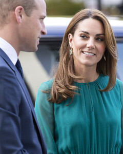 Принц Уильям бросил однажды Кейт Миддлтон по телефону, когда она была на работе