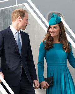 Какой традиции придерживаются принц Уильям и Кейт Миддлтон перед поездками в другие страны