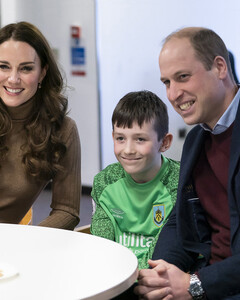 «Станет легче»: принц Уильям успокоил осиротевшего мальчика, рассказав о гибели своей матери — принцессы Дианы