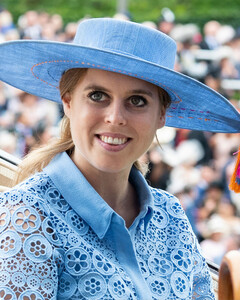 Чем дочь принцессы Беатрис отличается от других новорождённых в королевской семье?