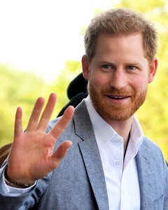 Принц Гарри осудил «бессознательную предвзятость»