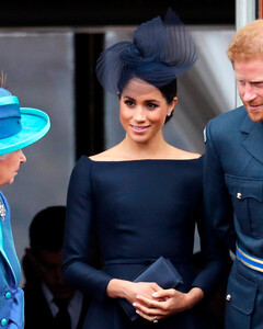 Принц Гарри и Меган Маркл тайно посетили королеву Елизавету II