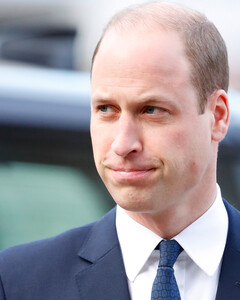 «Я запрещаю вам это показывать!» Принц Уильям требует YouTube немедленно удалить видеоролик прогулки с его семьёй