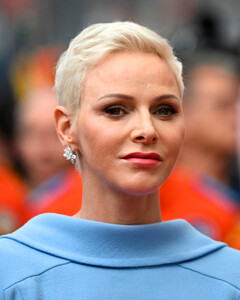 Принцесса Монако Шарлен сообщила о том, что заразилась COVID-19