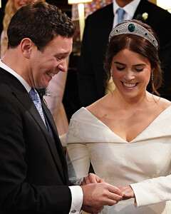 Какой дерзкий вопрос принцесса Евгения задала Джеку Бруксбэнку у свадебного алтаря?