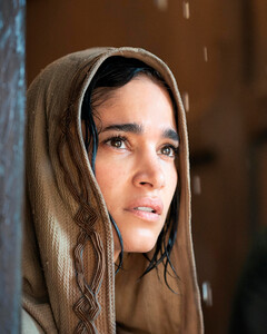 Вышел официальный трейлер «Мятежной Луны» от Зака Снайдера