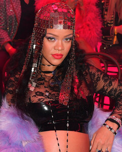 Выступление Рианны на Super Bowl превратят в документальный фильм