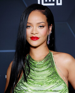 Рианна станет хедлайнером Супербоула в 2023 году