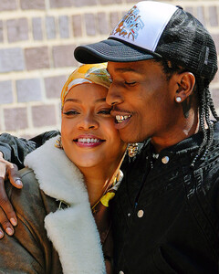 Где родился, там и пригодился: Рианна и A$AP Rocky сбежали на Барбадос на фоне слухов об измене