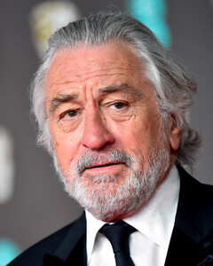Роберт Де Ниро обвинил бывшую помощницу в краже $6 млн