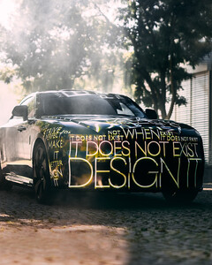 Экологичная роскошь: Rolls-Royce представил электромобиль Spectre