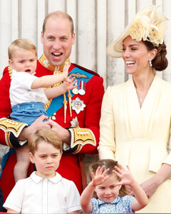 Дети принца Уильяма и Кейт Миддлтон признаны самыми богатыми детьми в мире