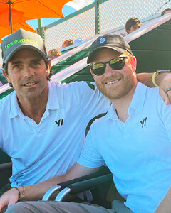 С кем провёл День отца принц Гарри?