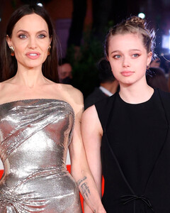 Шайло Джоли-Питт уезжает учиться в колледж, чтобы не видеть свою маму Анджелину