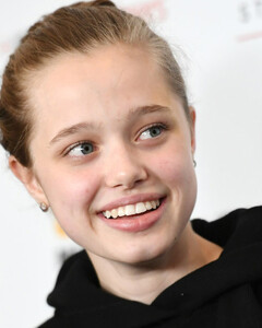 Какое второе гражданство имеет Шайло Джоли-Питт?