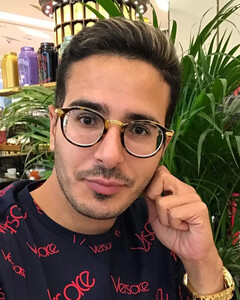 Мошенник из Tinder Саймон Леваев подписал контракт с Голливудом и намерен создать собственное шоу