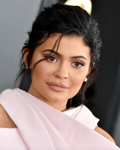 В лондонском театре идёт спектакль «Семь способов убить Кайли Дженнер»