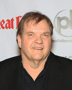 Стала известна причина смерти культового рок-певца Мит Лоуфа