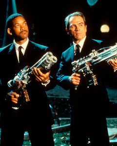 Как Стивен Спилберг уговорил Уилла Смита сыграть в «Людях в чёрном»