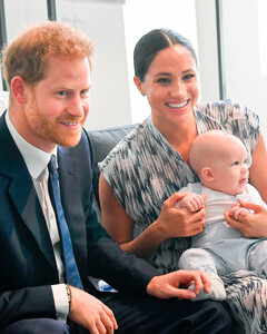 Принц Гарри и Меган Маркл разочарованы тем, что члены королевской семьи не сразу признали Лилибет принцессой