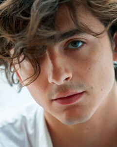 Тимоти Шаламе рассказал о роли посла Bleu de Chanel и съёмках с Мартином Скорсезе