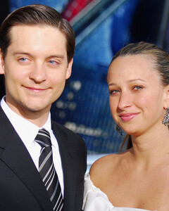 Тоби Магуайр разводится спустя четыре года после расставания с женой