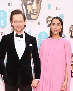 Да будет свадьба! Том Хиддлстон и Зави Эштон помолвлены