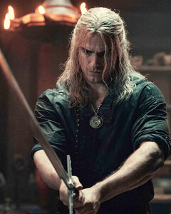 ТОП-7 сериалов для тех, кто в восторге от «Ведьмака»