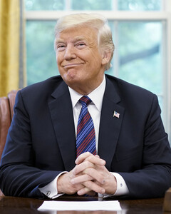 Чиновник белого дома — о январских беспорядках в Капитолии: «Трамп с удовольствием наблюдал за штурмом»