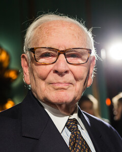 Умер модельер Пьер Карден