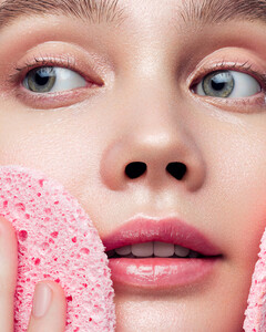 Дерматологи рассказали, какие профессии ухудшают состояние вашей кожи