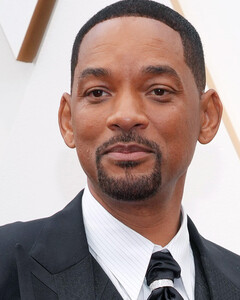 «Действия будут иметь последствия»: Уилла Смита накажут за драку на «Оскаре»