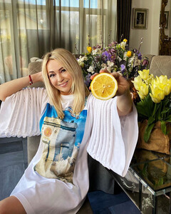 Яна Рудковская зарабатывает на Инстаграме 1 млн долларов в год