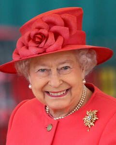 Елизавета II любит пошутить сама над собой