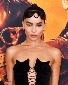 Зои Кравиц доказала, что она настоящая Женщина-кошка на премьере фильма «Бэтмен» в Нью-Йорке