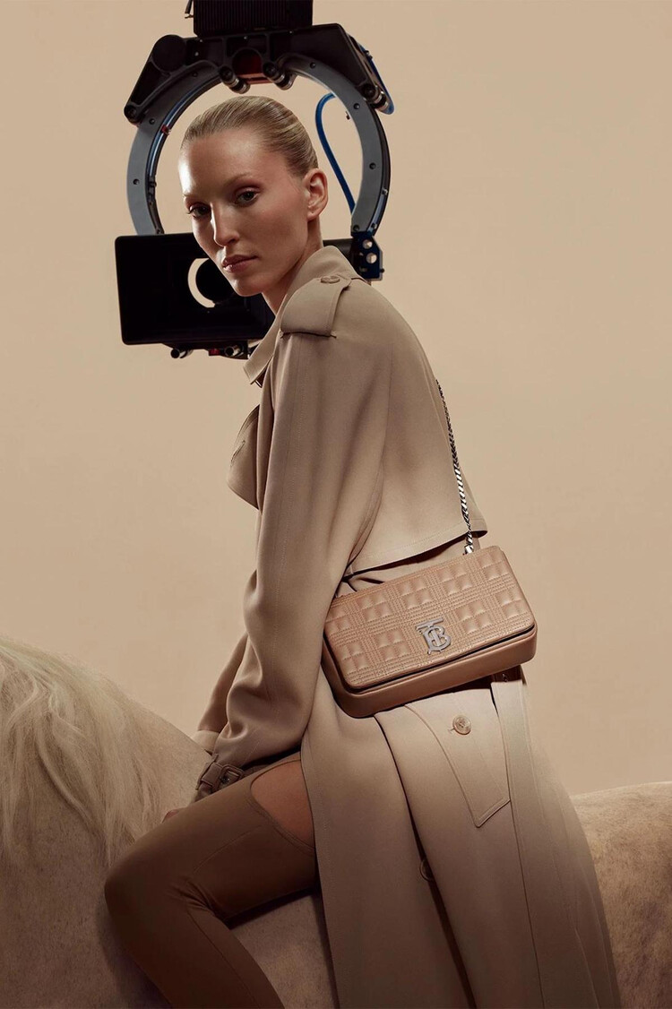 Элла Ричардс