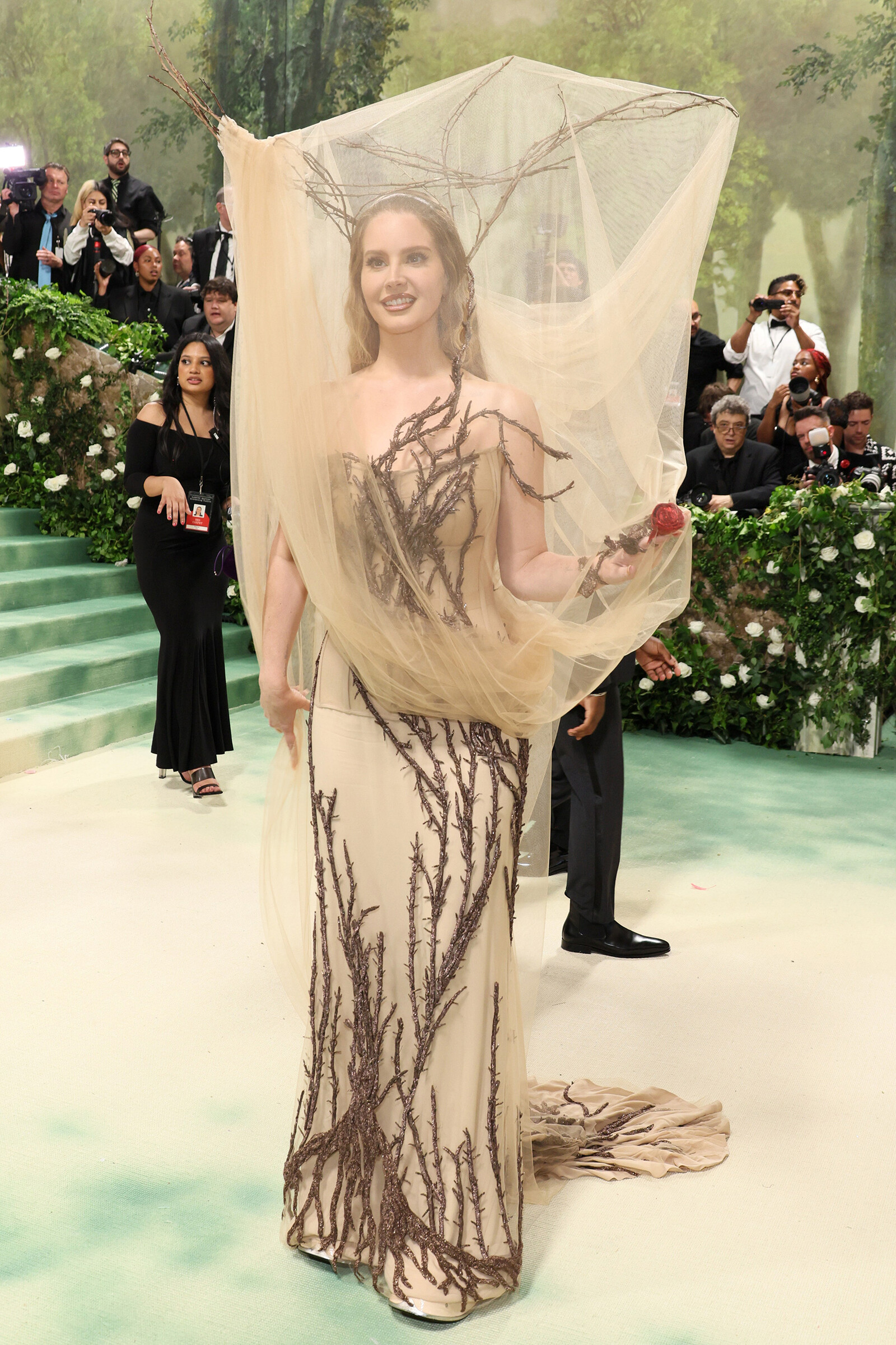 Лана Дель Рей Met Gala 2024