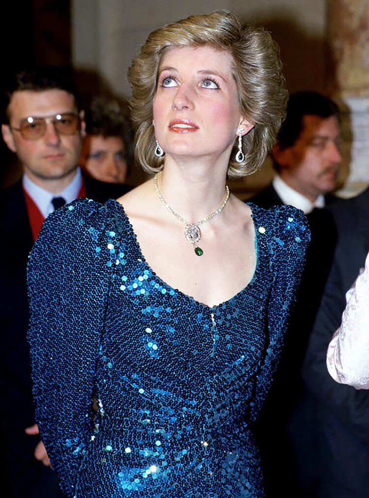 Диана, принцесса Уэльская на гала-представлении «Любовь за любовь» в Венском театре «Бург» 14 апреля 1986 года, Вена, Австрия