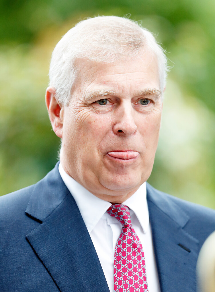 «Отвратительный человек»: бывшая горничная принца Эндрю рассказала всю правду о любимом сыне королевы Елизаветы II